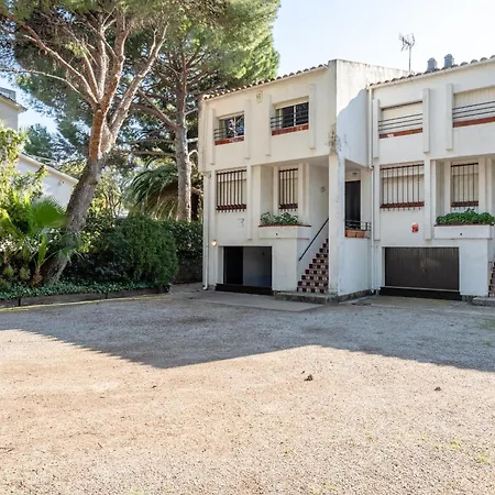 Сasa de vacaciones Hauzify I Casa Geranis Cambrils