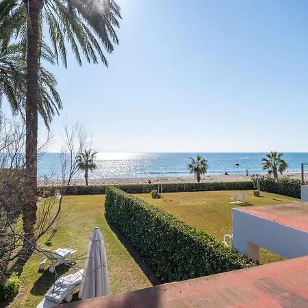 Hauzify I Casa Geranis Сasa de vacaciones