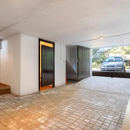 Holiday home Hauzify I Casa Geranis