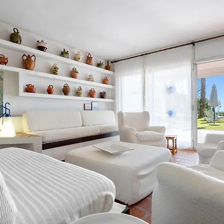 Hauzify I Casa Geranis Holiday home *